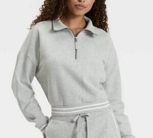 JoyLab Women’s Cropped Half Zip Sweatshirt Size M Gray Striped NWT
